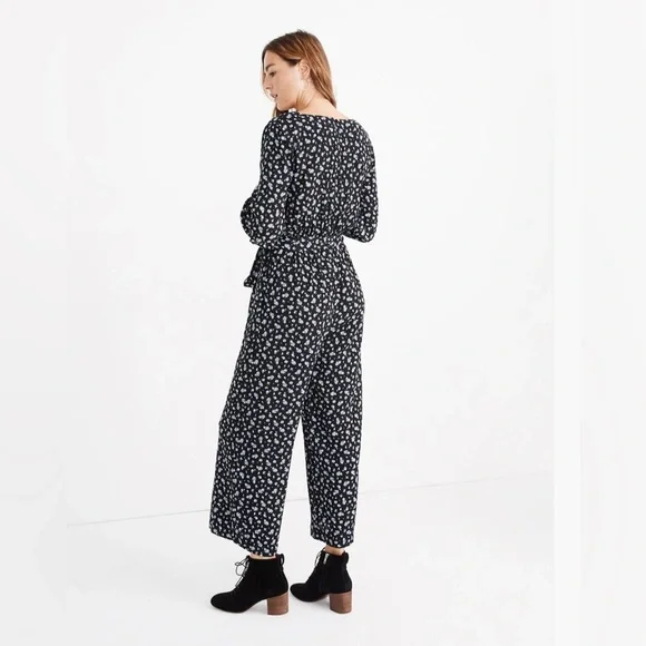 Madewell Black Ruffle-Sleeve Tie-Waist Jumpsuit in Blue Baby's Breath - Small - Picture 2 of 13